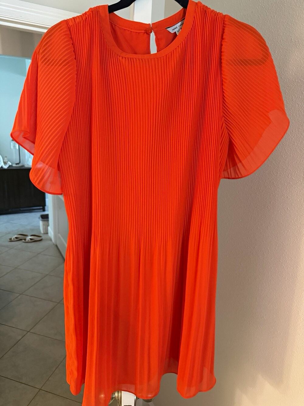 Naked Zebra Orange Chiffon Pleated Lined A-Line Puff Short Sleeve Dress M